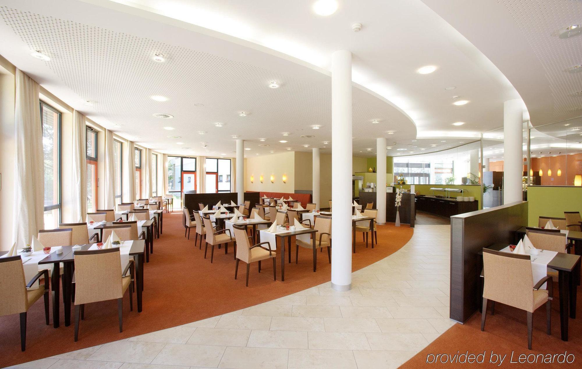 Heide Spa Hotel & Resort バート・デューベン レストラン 写真